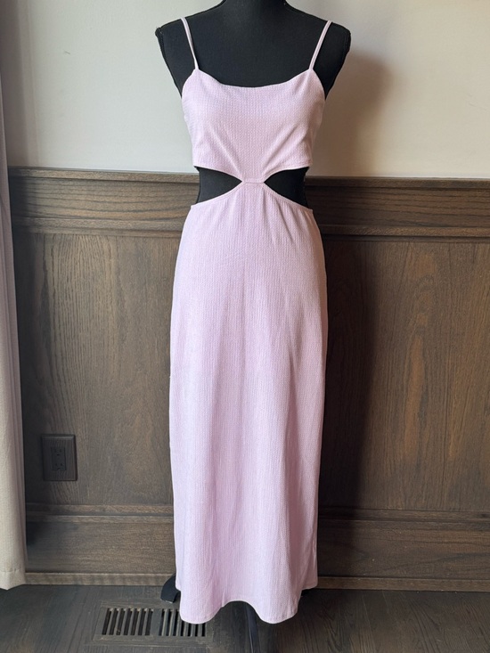 HYFVE Dresses & Skirts - HYFVE Sleeveless Lavender Cutout Dress Large EUC
